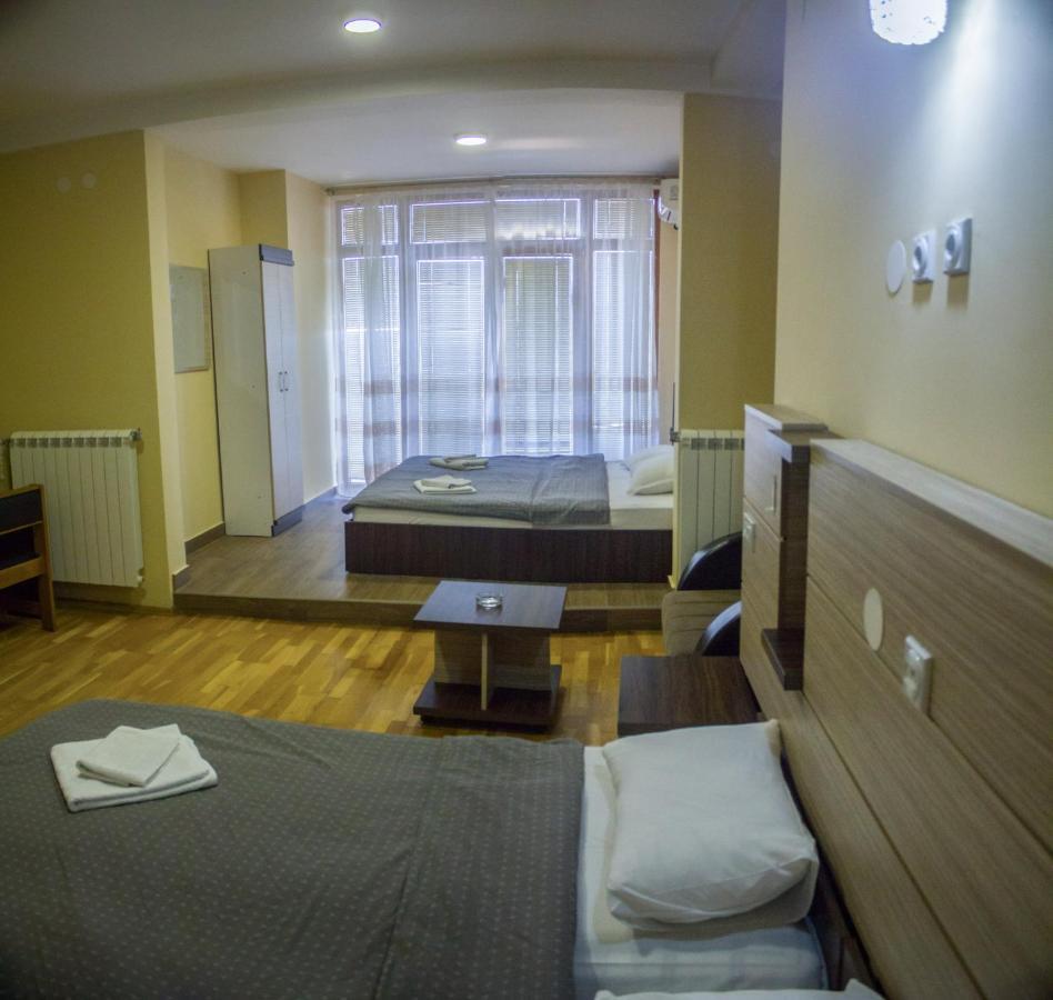 Hotel Bella Nella Leskovac  Esterno foto