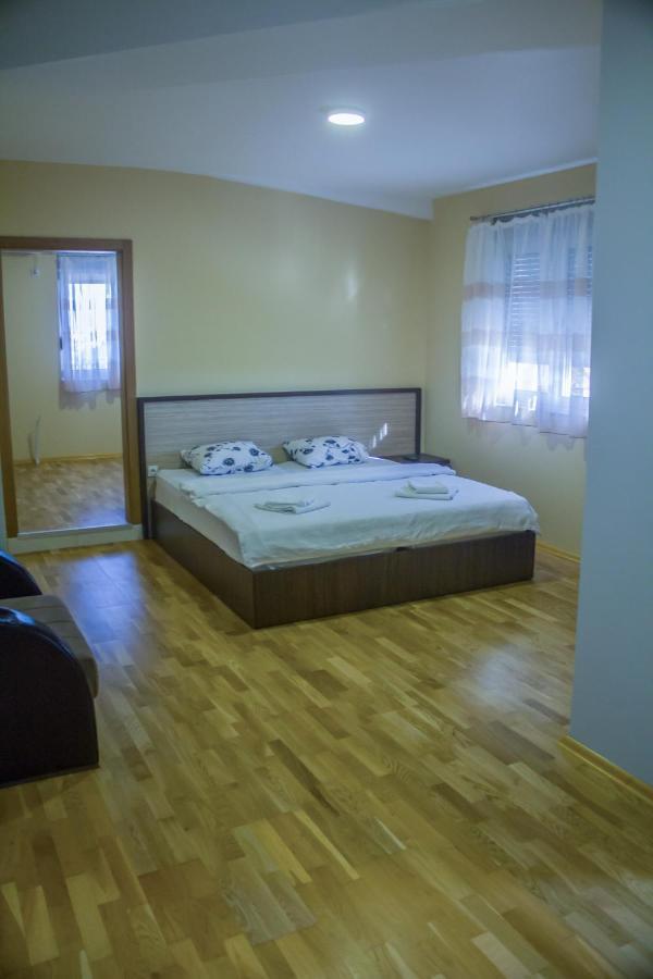Hotel Bella Nella Leskovac  Esterno foto