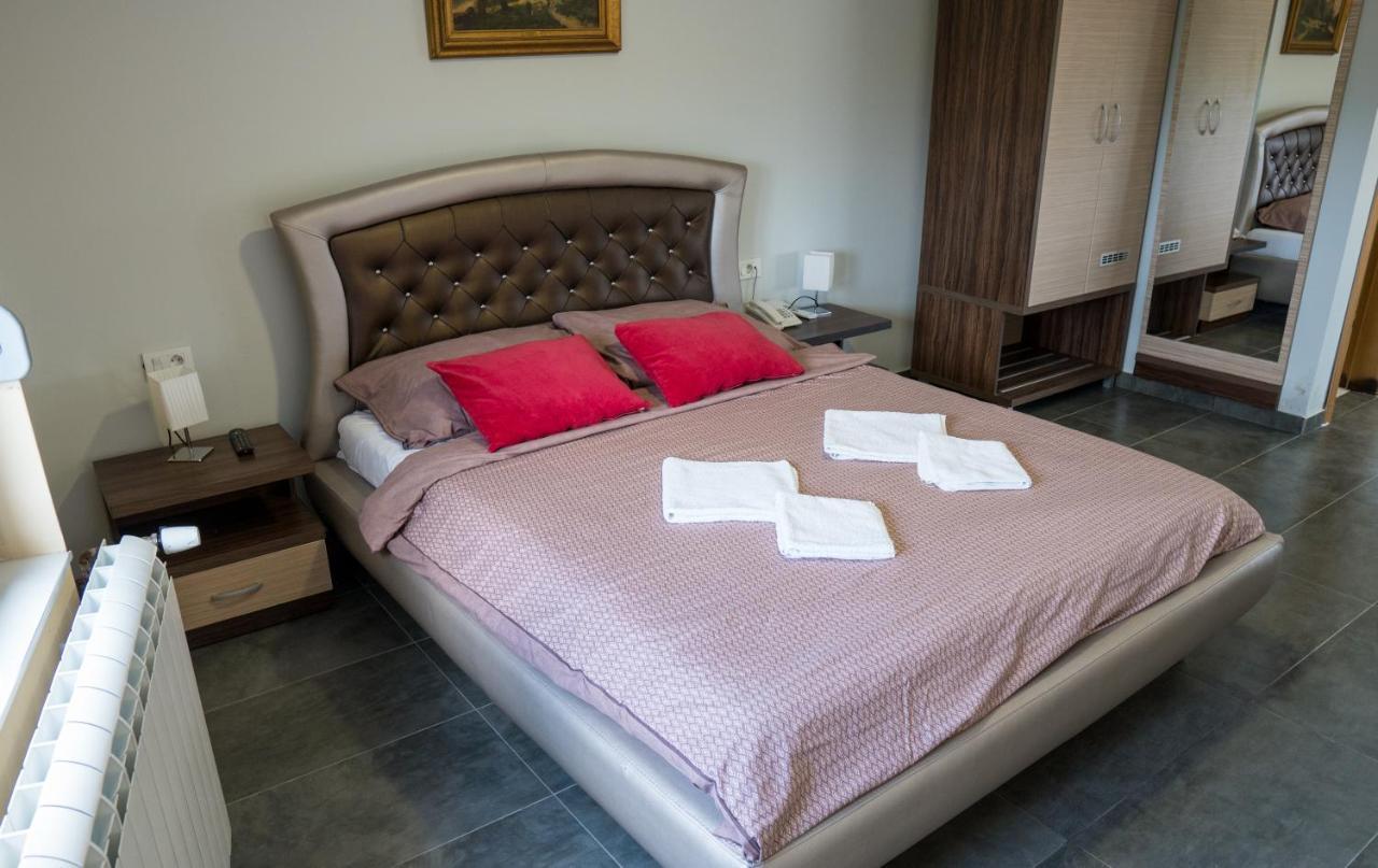 Hotel Bella Nella Leskovac  Esterno foto